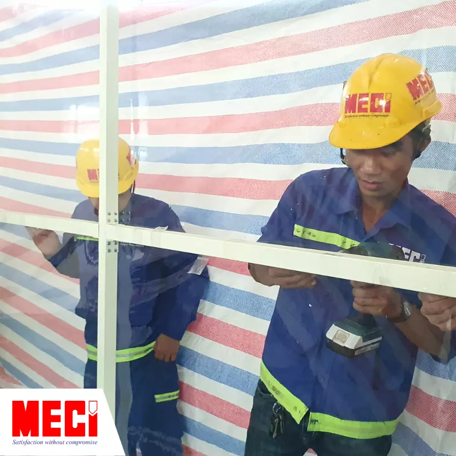 Kỹ thuật MECI thi công vách ngăn nhựa PVC
