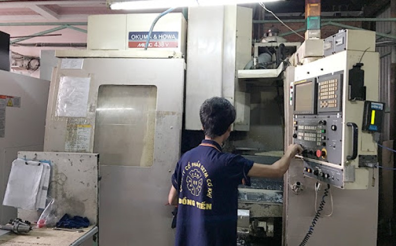 Nhà xưởng công ty gia công cơ khí Đồng Tiến