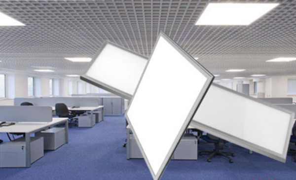 Đèn LED Panel đang hoạt động trong một văn phòng