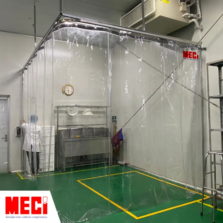 Sản phẩm Rèm nhựa kéo dạt MECI lắp đặt tại nhà xưởng