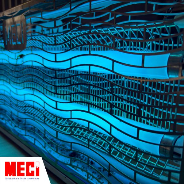 Cận cản bóng đèn và tấm lưới điện đèn MECI 20W