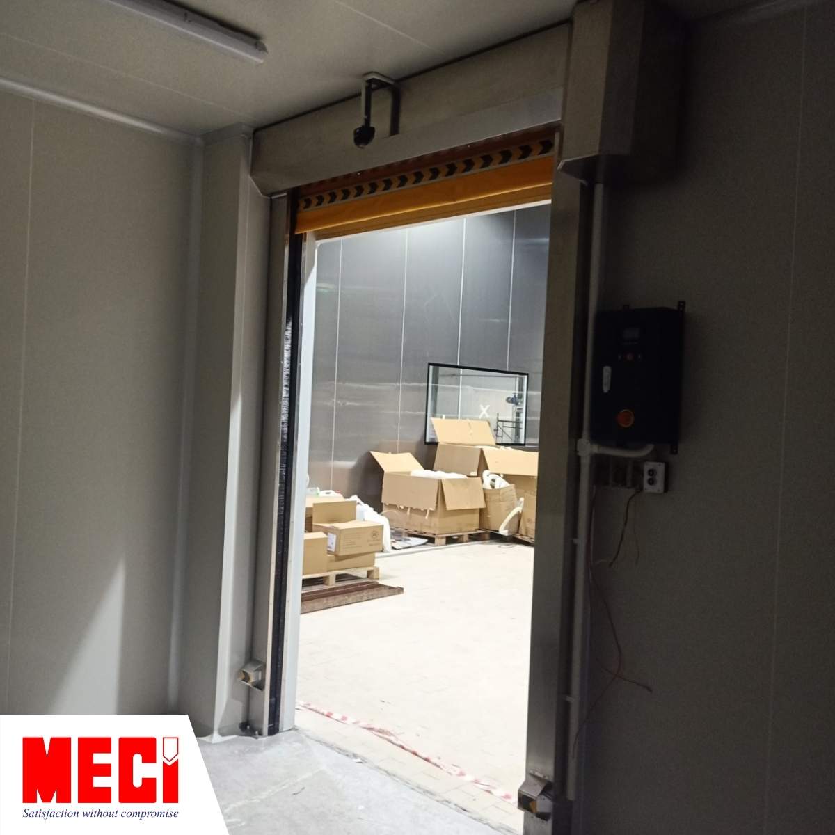 Cửa cuốn nhanh MECI tại nhà máy Nuifood