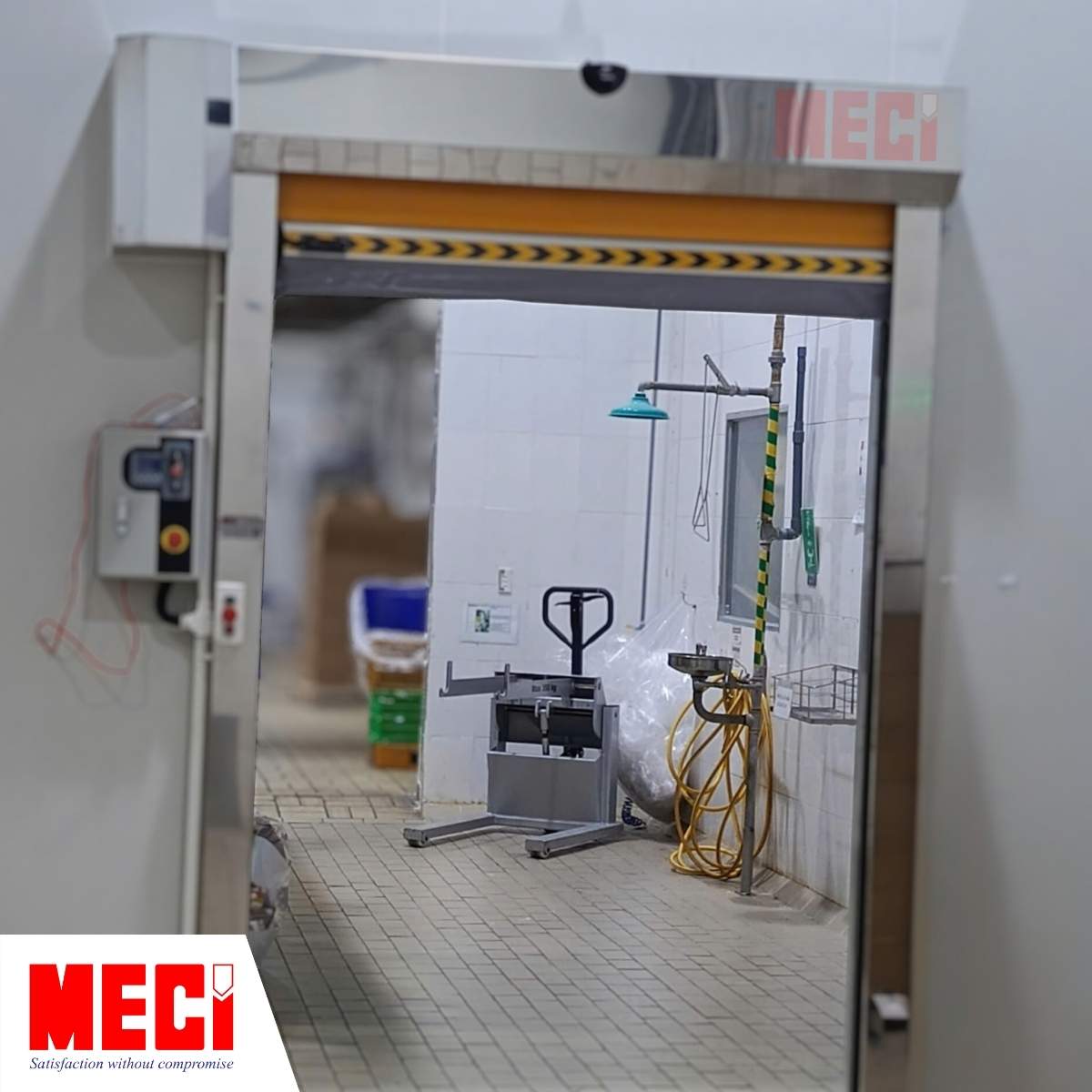 Cửa cuốn nhanh MECI tại nhà máy Nuifood