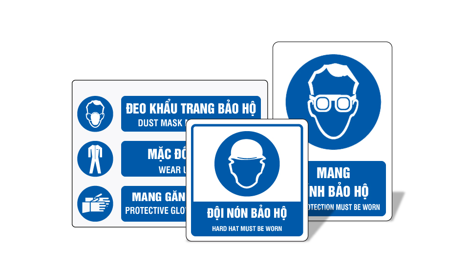 Một số biển báo bắt buộc thực hiện, có màu chủ đạo là xanh và trắng. Chữ viết trên biển báo ngắn gọn, rõ ràng.