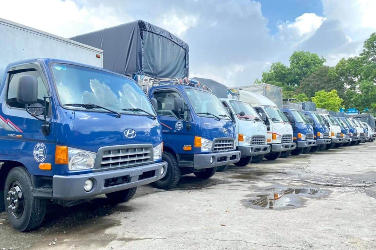 Bãi buôn bán xe cũ tại tphcm với rất nhiều loại, kích cỡ.