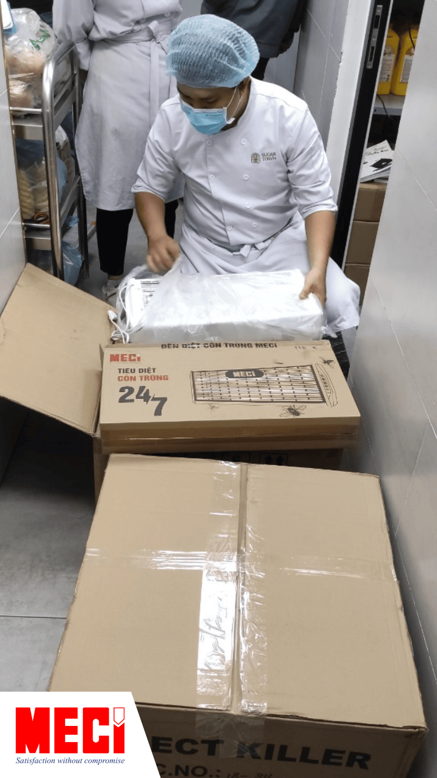 MECI cung cấp 4 đèn diệt côn trùng cho Sugar TownvRestaurant
