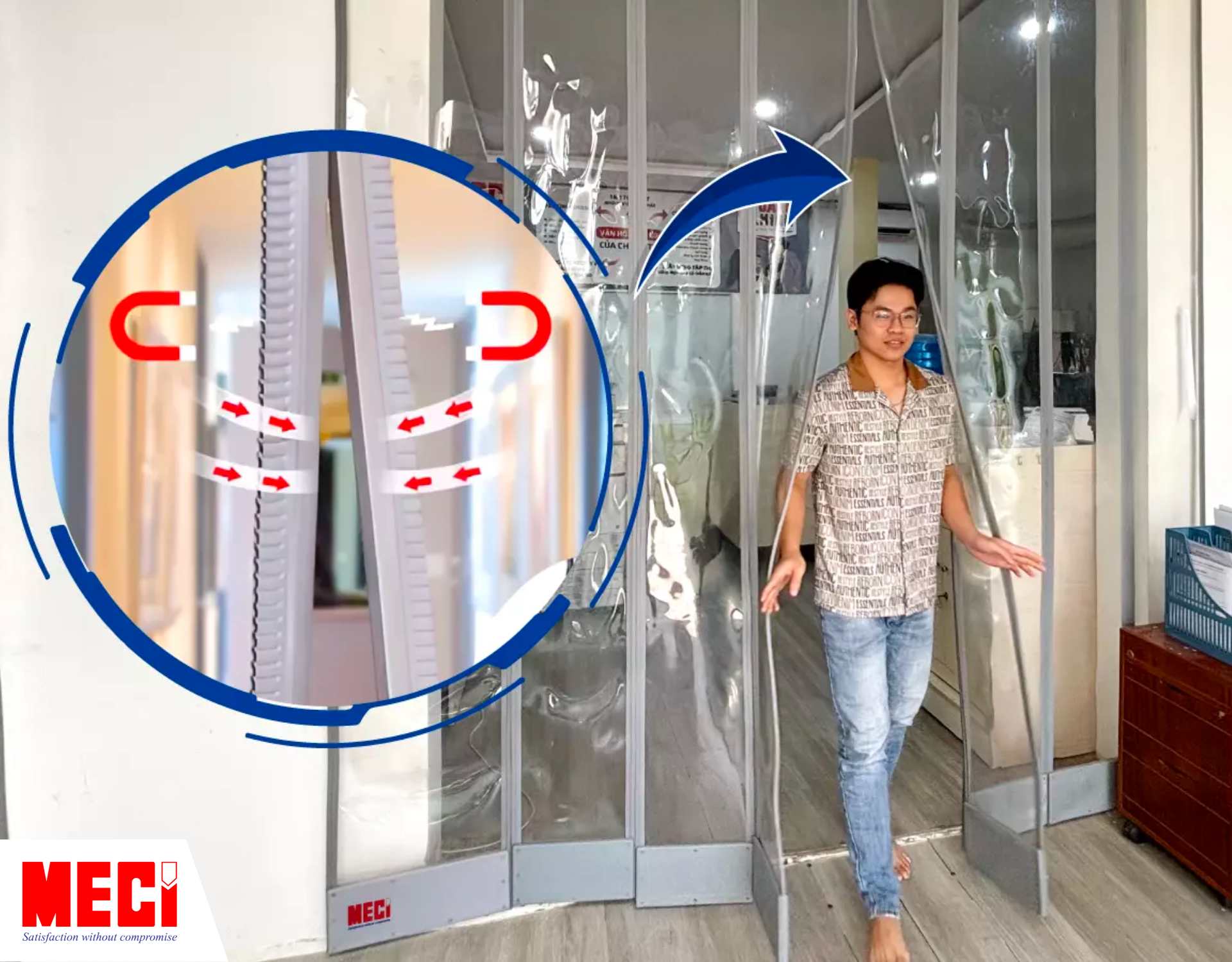 một người nam vén rèm nam châm và đi qua, cạnh bên có 1 hình tròn phóng to viền nam châm đnag tách ra