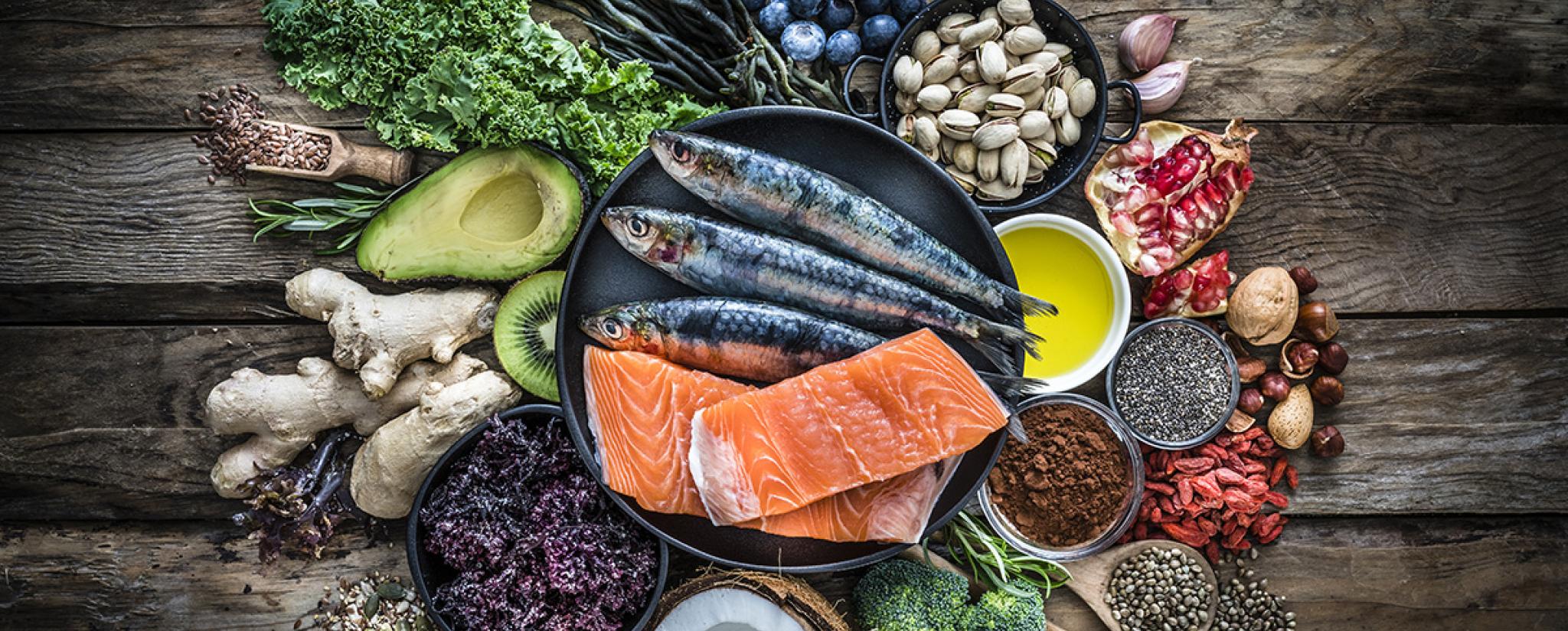 Thực phẩm hải sản đông lạnh nhiều loại