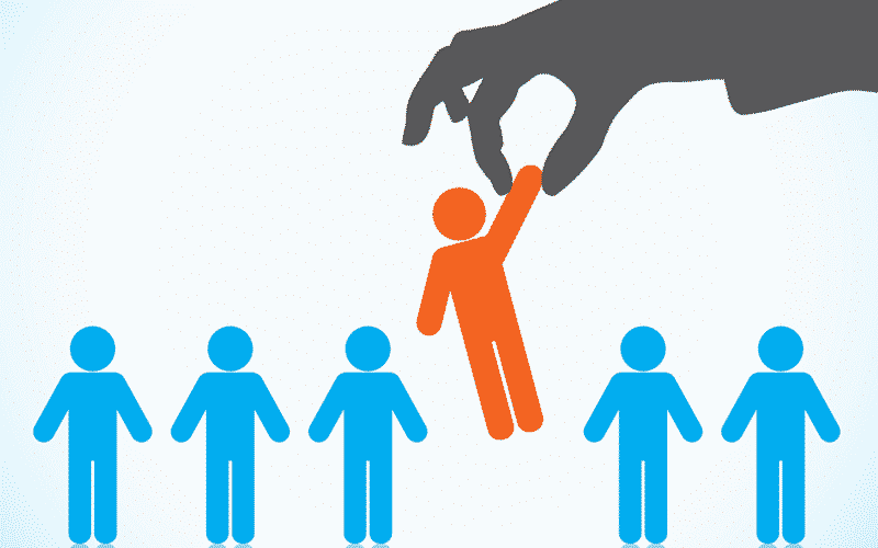 Mô hình tượng trưng một nhóm nhà thầu nhưng chỉ có mô hình màu cam được nhà đầu tư chọn