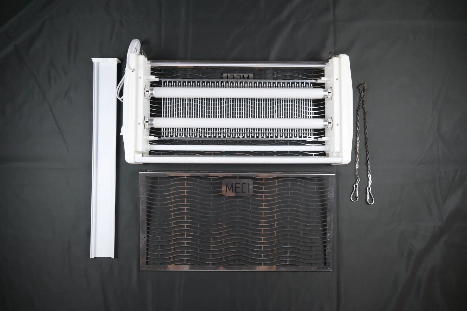 Các bộ phận của một chiếc đèn diệt côn trùng