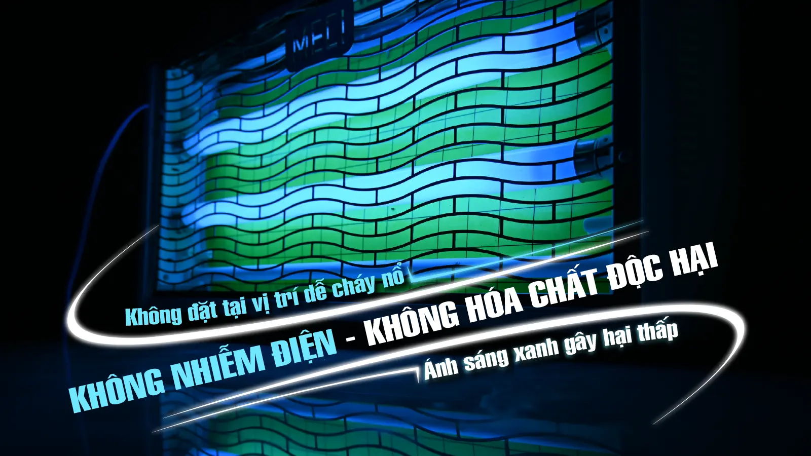 Hình ảnh đèn diệt côn trùng đang phát sáng và có những dòng text xung quang