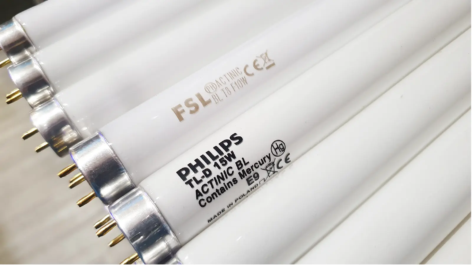 Hình ảnh bóng đèn sắp xếp gọn gàng