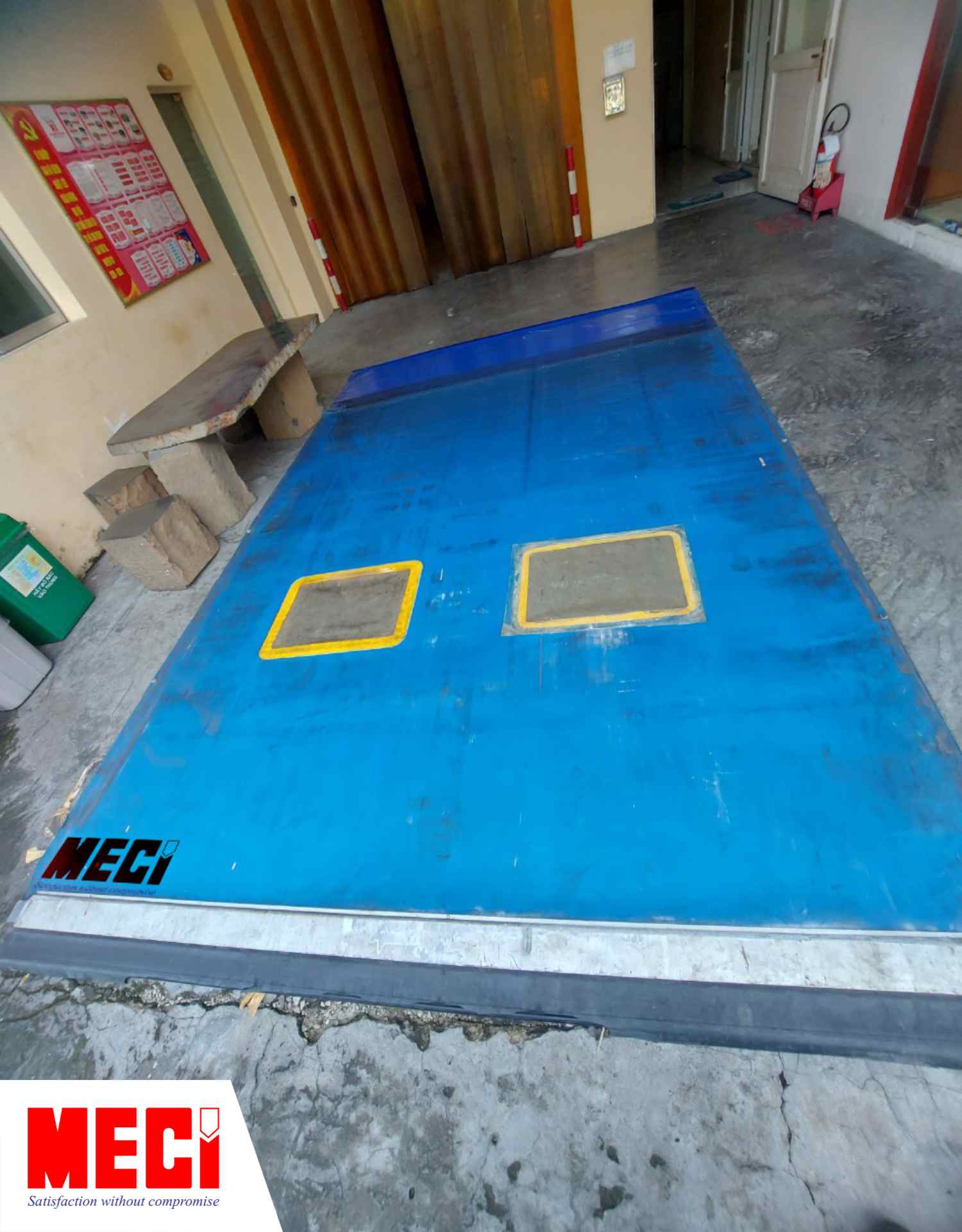 Hình ảnh thực tế của dự án Thay ô cửa sổ cửa cuốn PVC cho công ty bao bì LIKSIN