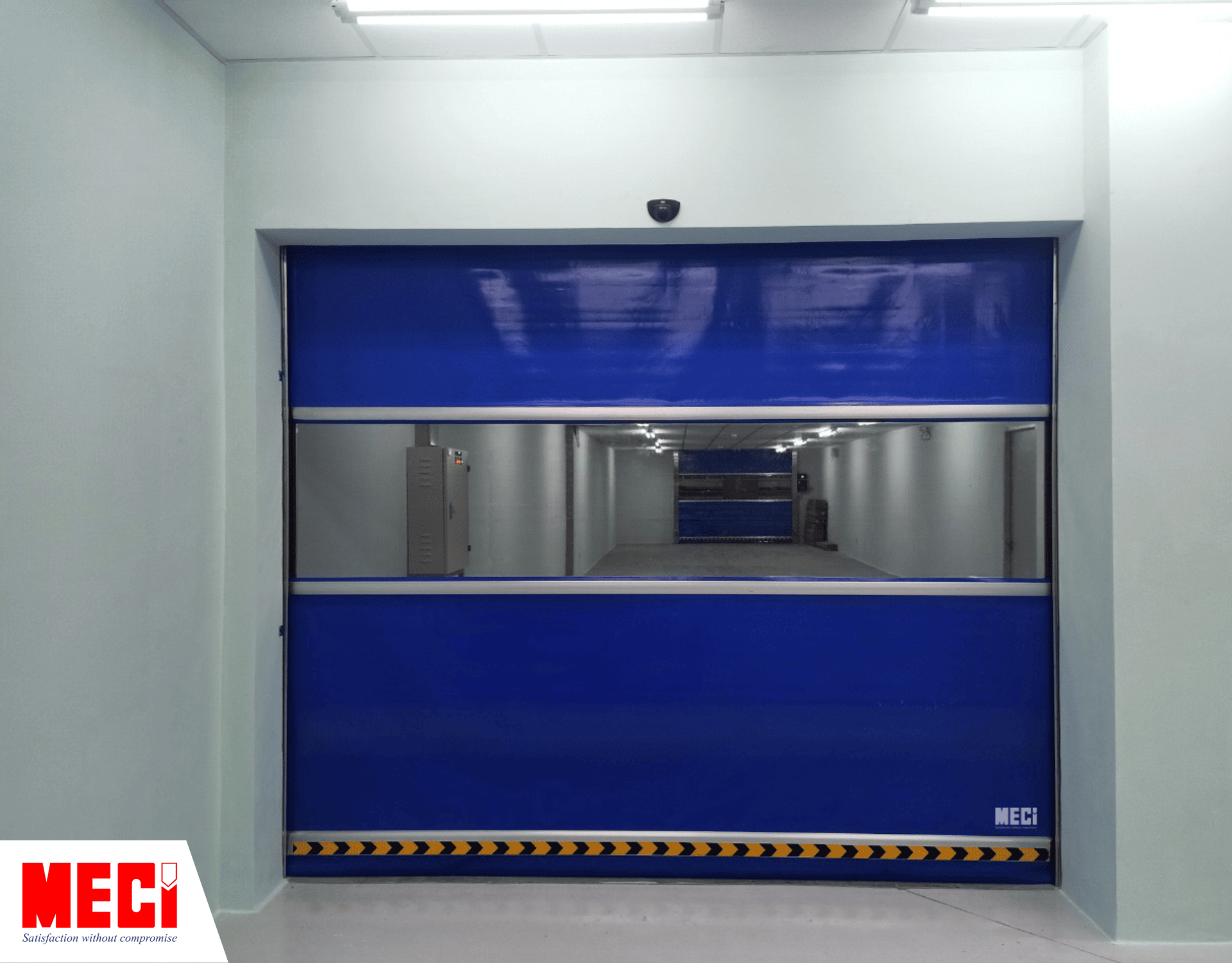 Cửa cuốn nhanh PVC tại khu vực phòng sạch