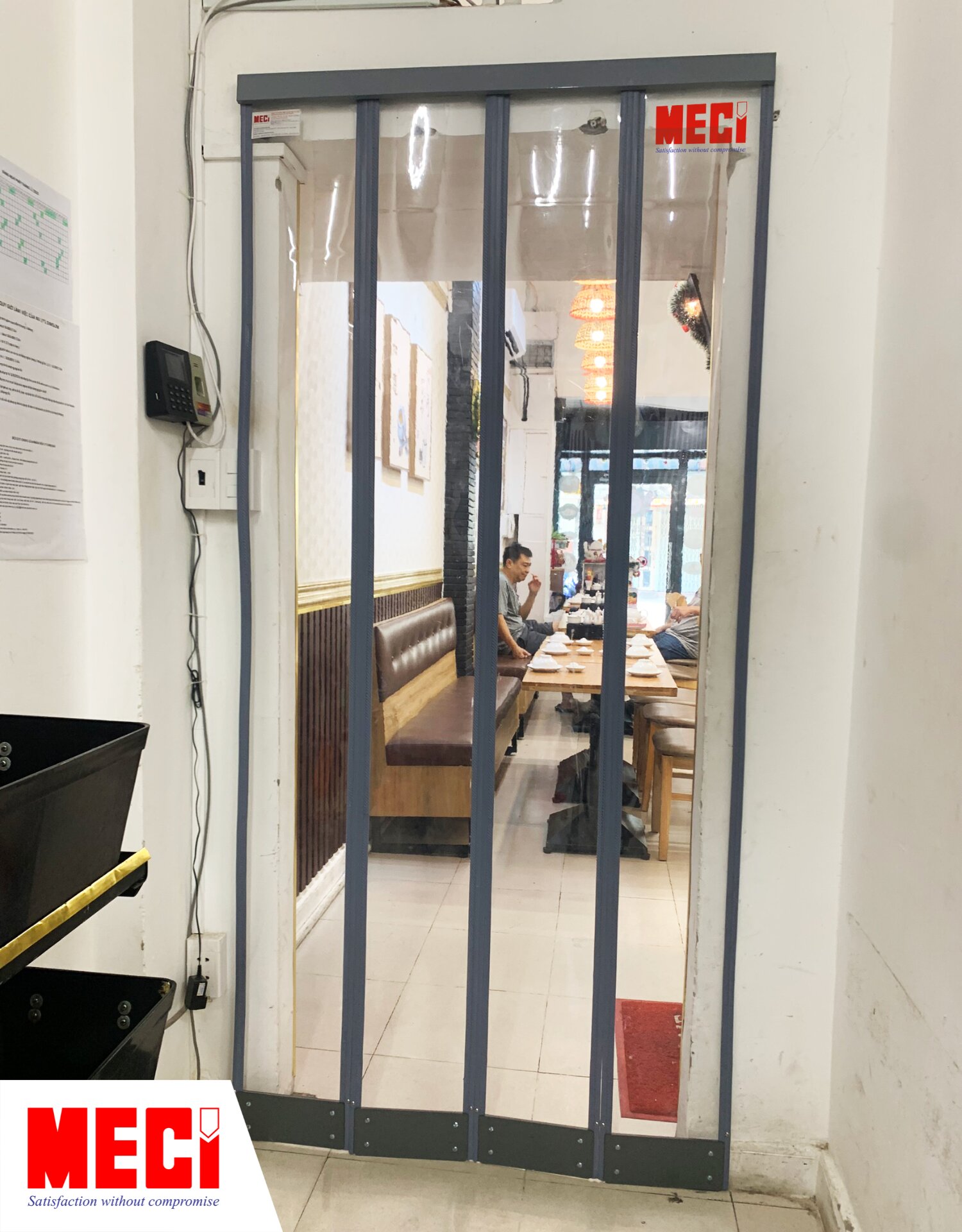 Rèm nhựa nam châm tại Đồng Nai với vị trí khu vực bếp của quán ăn