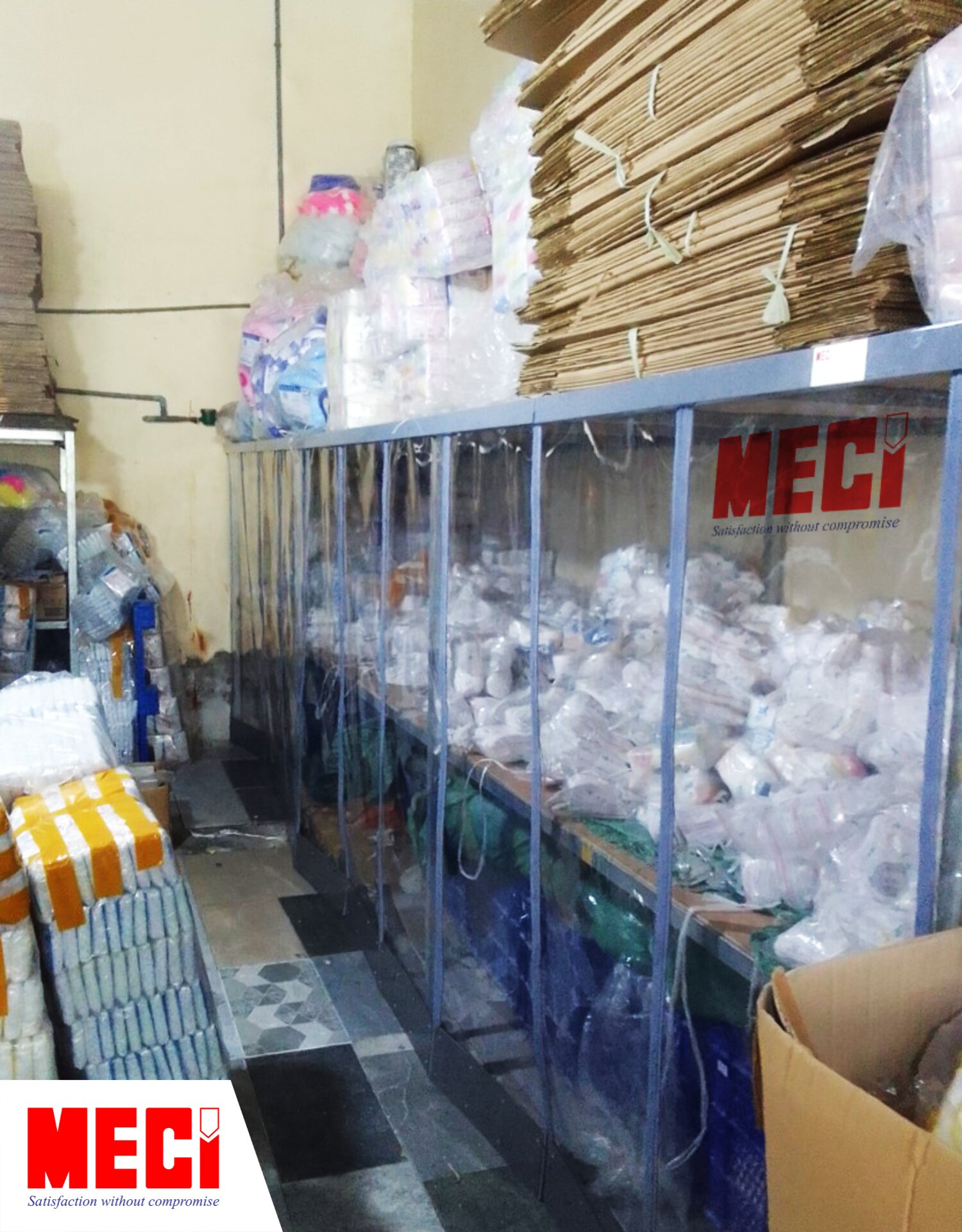 Rèm nhựa nam châm tại TP.HCM với vị trí kệ hàng hóa