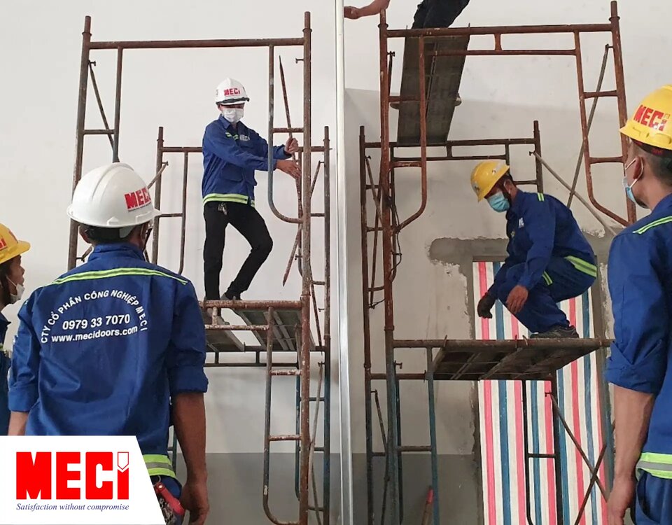 Kỹ thuật MECI đang thi công cải tạo nhà xưởng