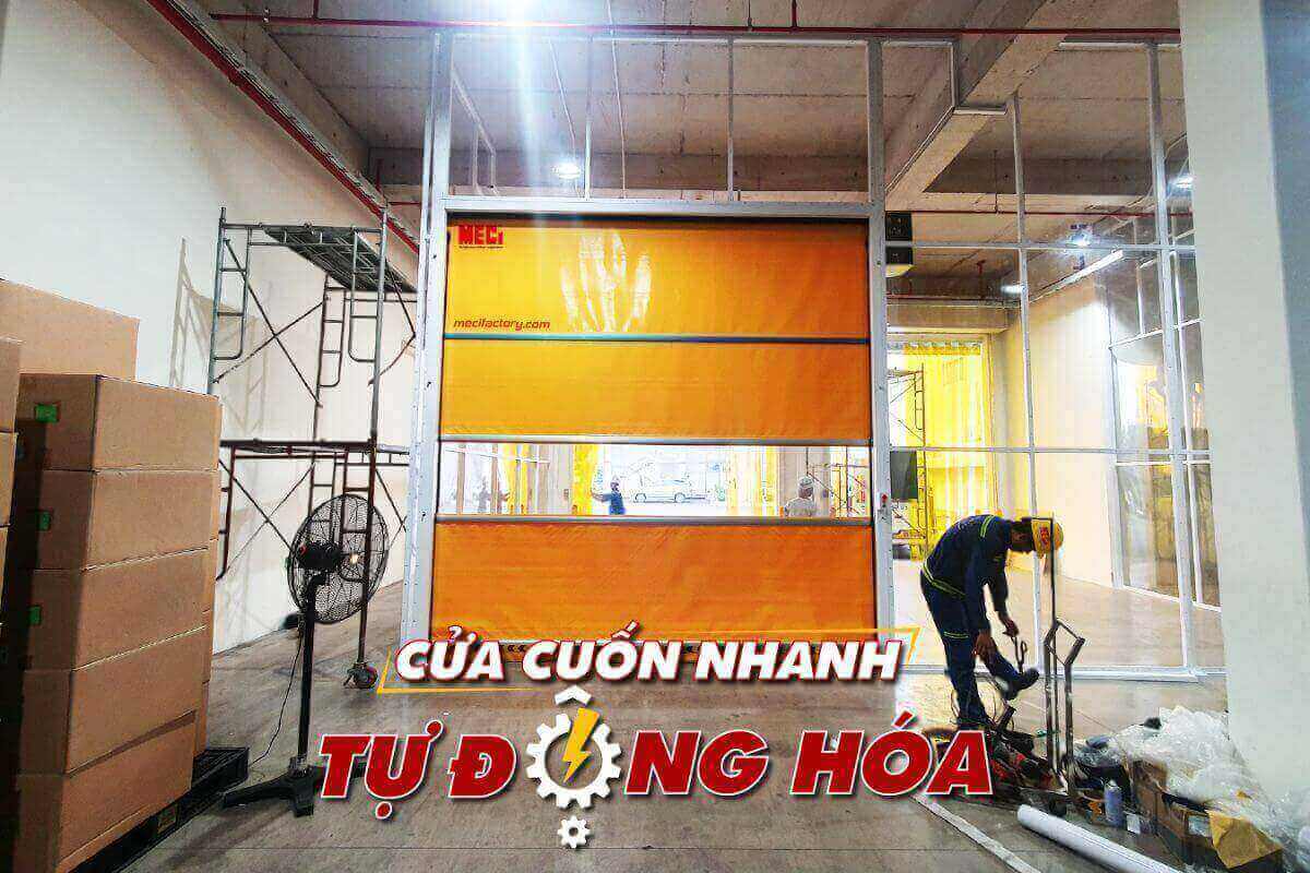 Cửa cuốn nhanh pvc tự động hóa.