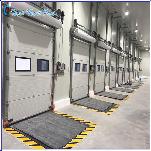 Cửa trượt trần Thịnh Thành Phát