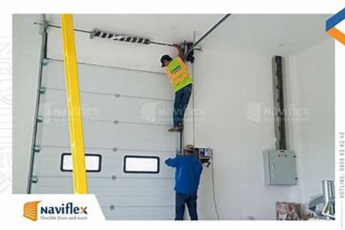 Thương hiệu cửa trượt trần Naviflex