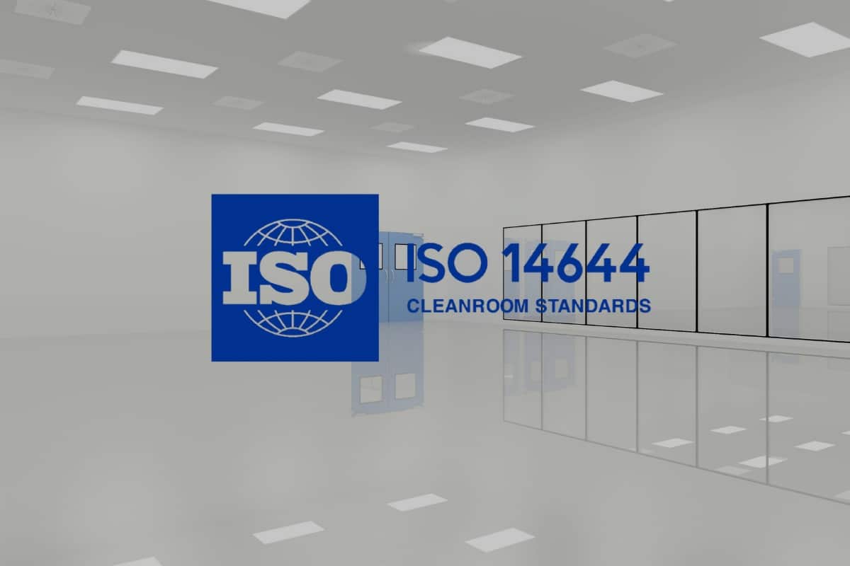 hình ảnh phòng sạch, ở giữa là logo iso và dòng chữa iso 14644 cleanroom standards