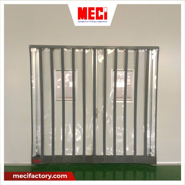rèm nhựa pvc nam châm trong suốt che kín lối đi chính