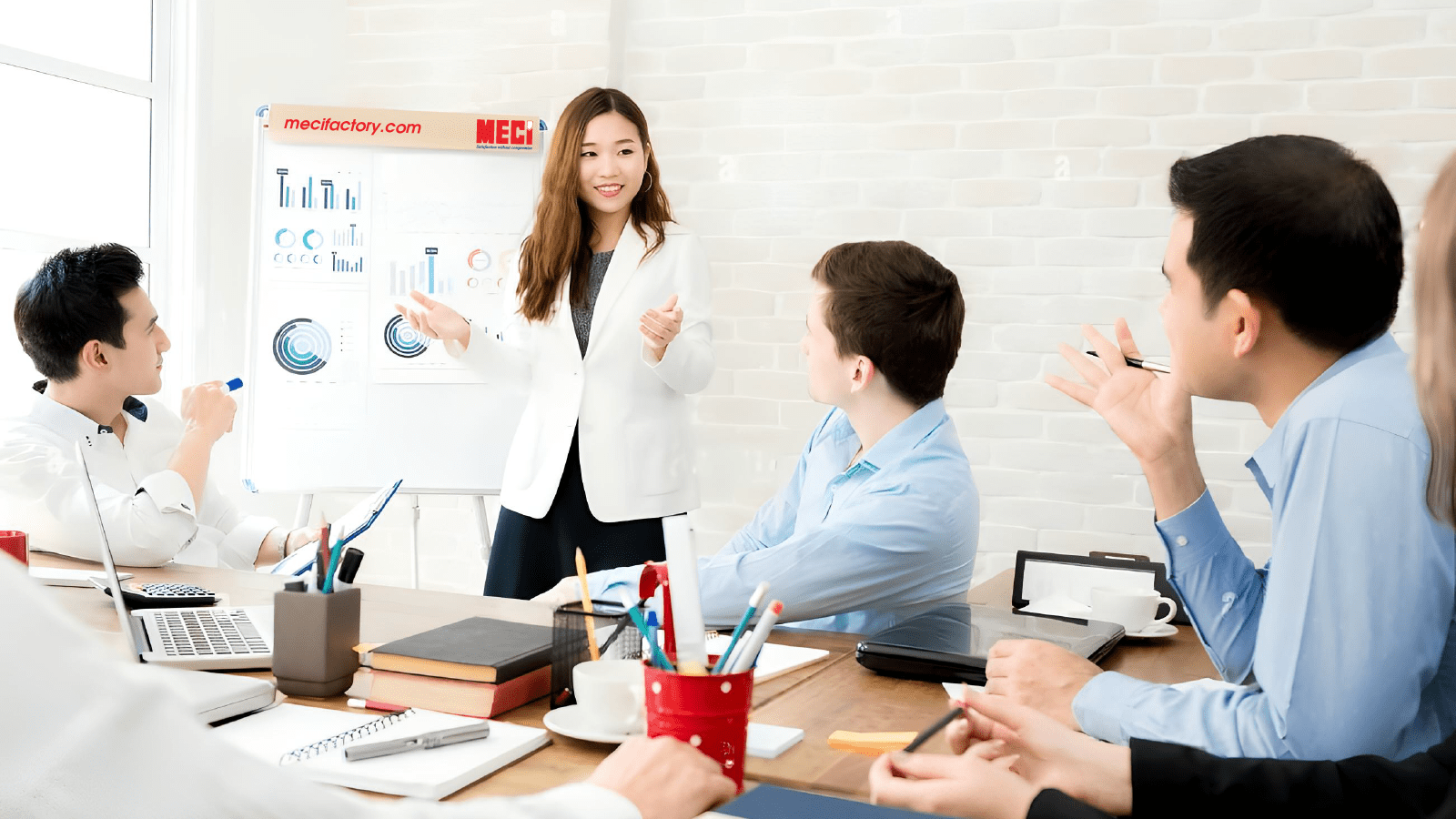 Ảnh bìa bài viết Quy trình đào tạo nhân viên mới