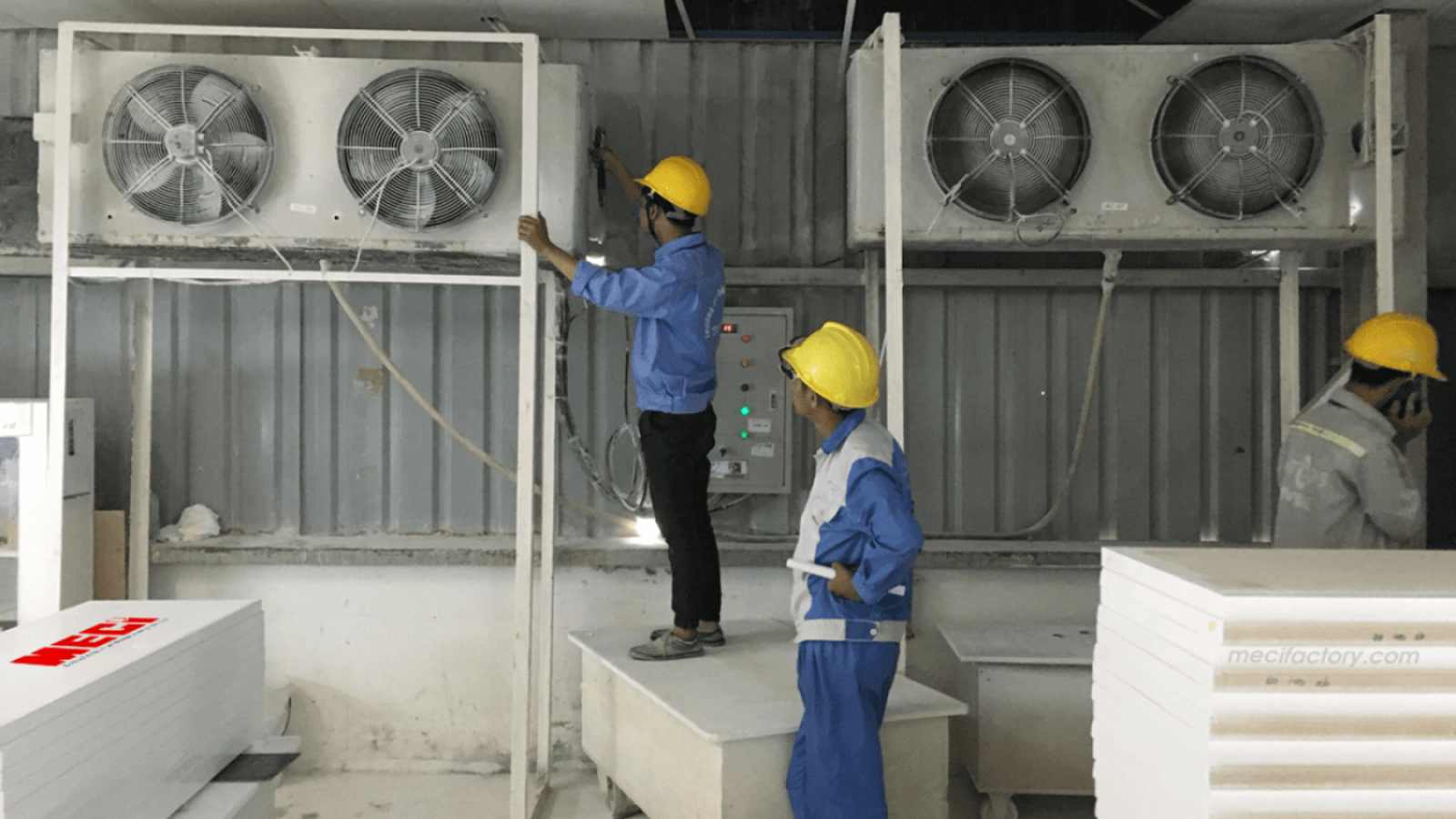 Ảnh bìa bài viết Thi công kho lạnh