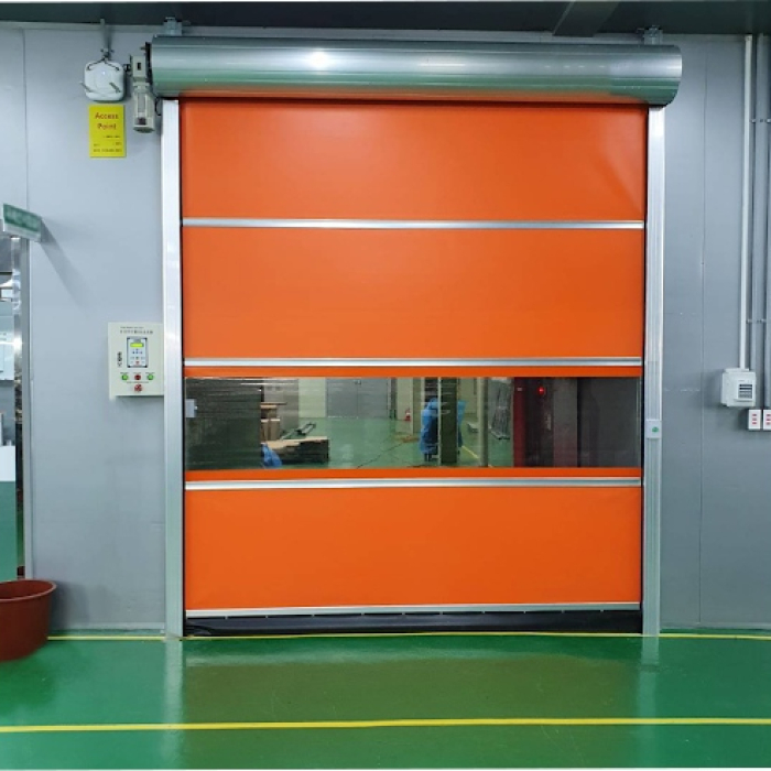 Cửa cuốn nhanh màu cam trong phòng sạch